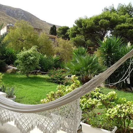 Guest house Anchise 38