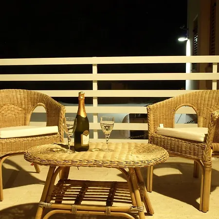Anchise 38 Guest house 3*